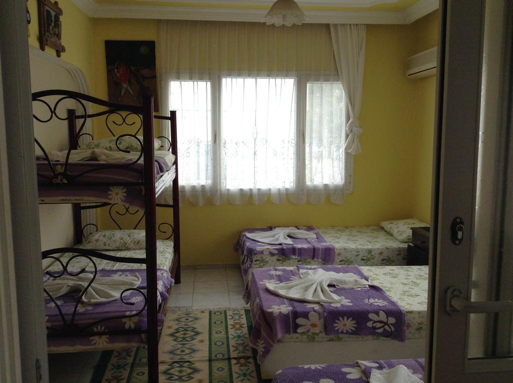 Nur Pension Selçuk Szoba fotó